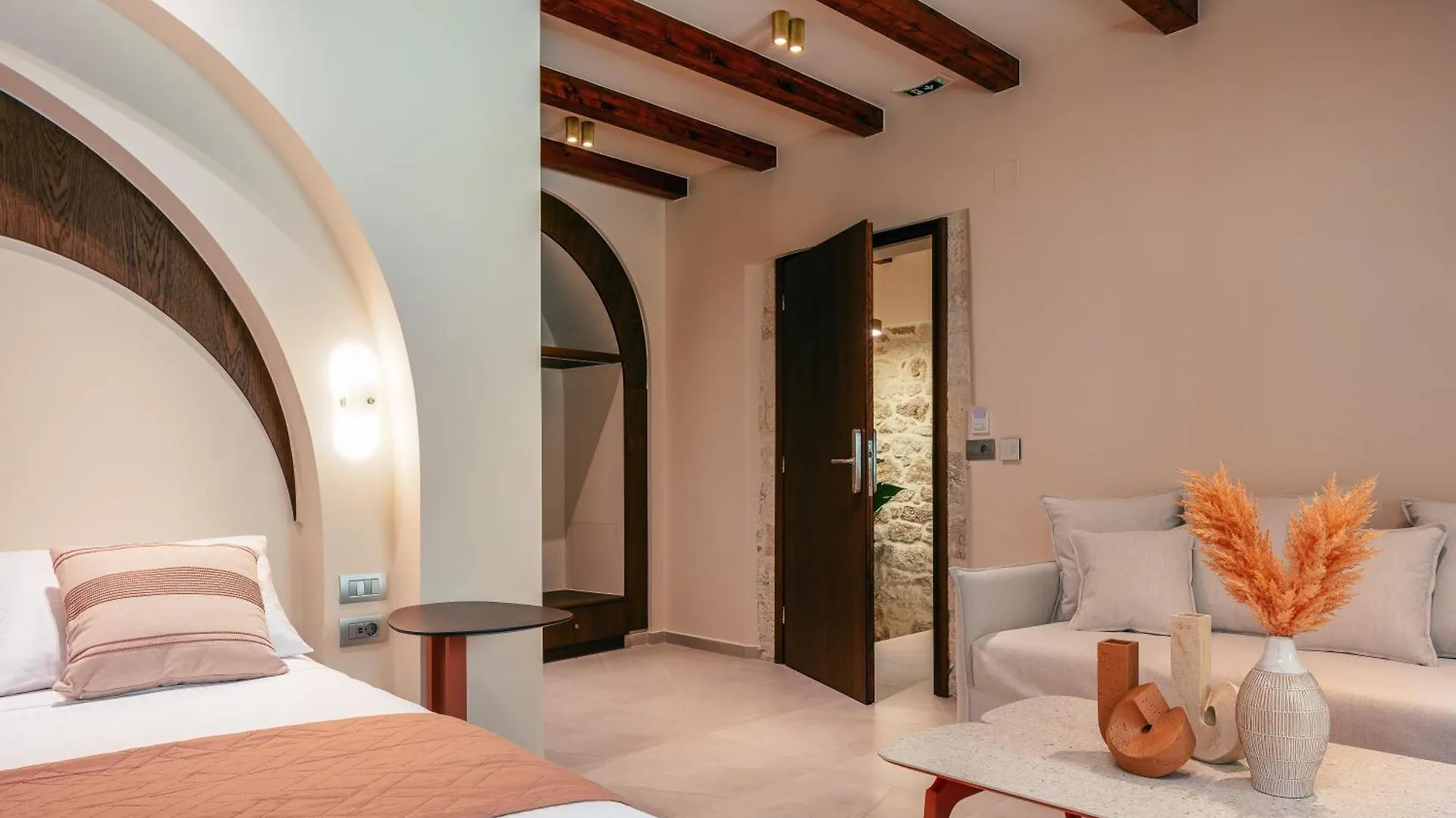 La Montre Luxury Boutique Suites Rethymno  0*, Rethymno (Crete)