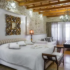 5* Ξενοδοχείο Avli Lounge