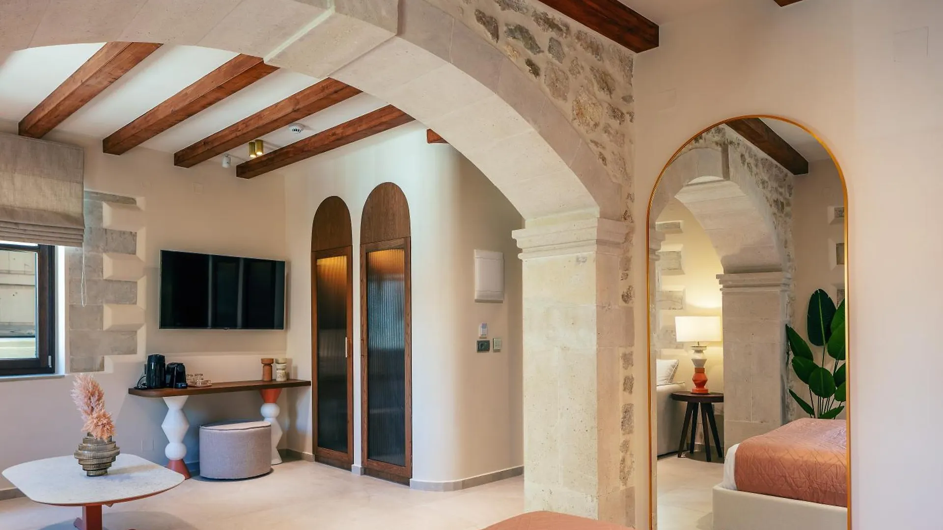 Aparthotel La Montre Luxury Boutique Suites Rethymno
