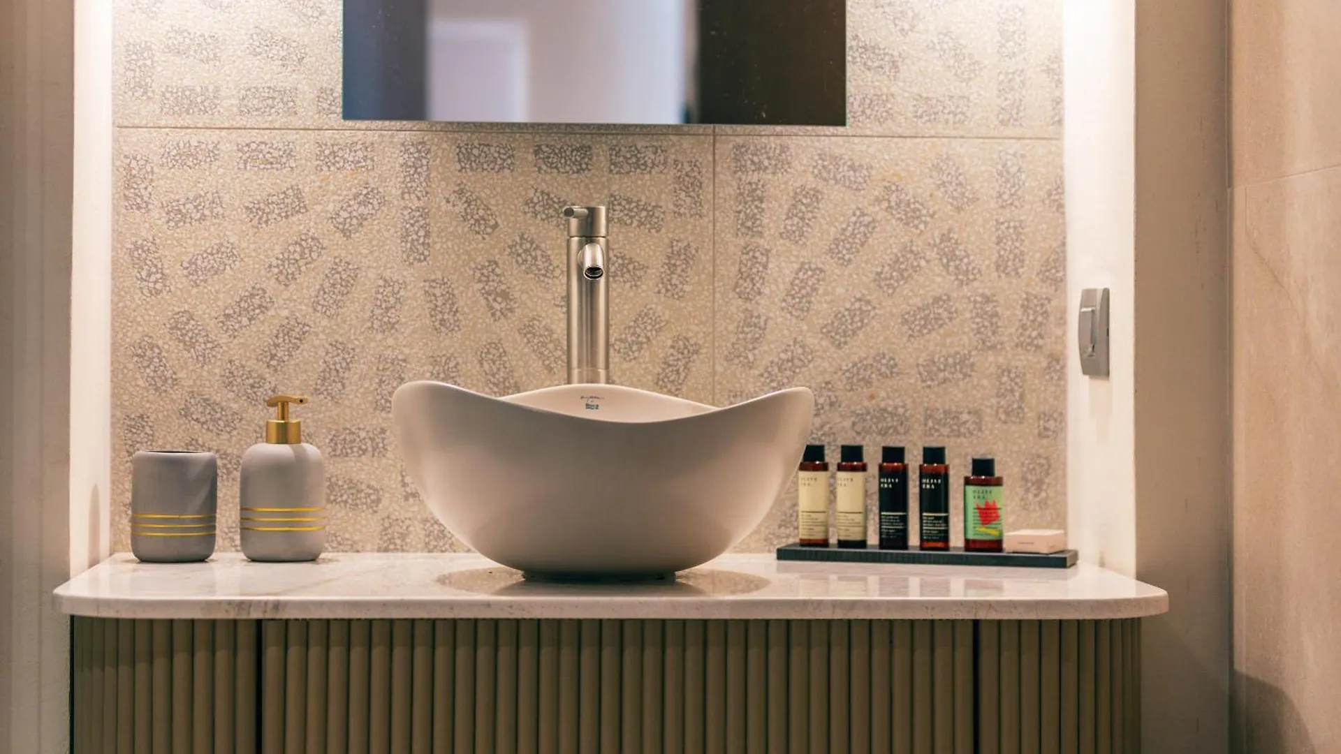 La Montre Luxury Boutique Suites Rethymno